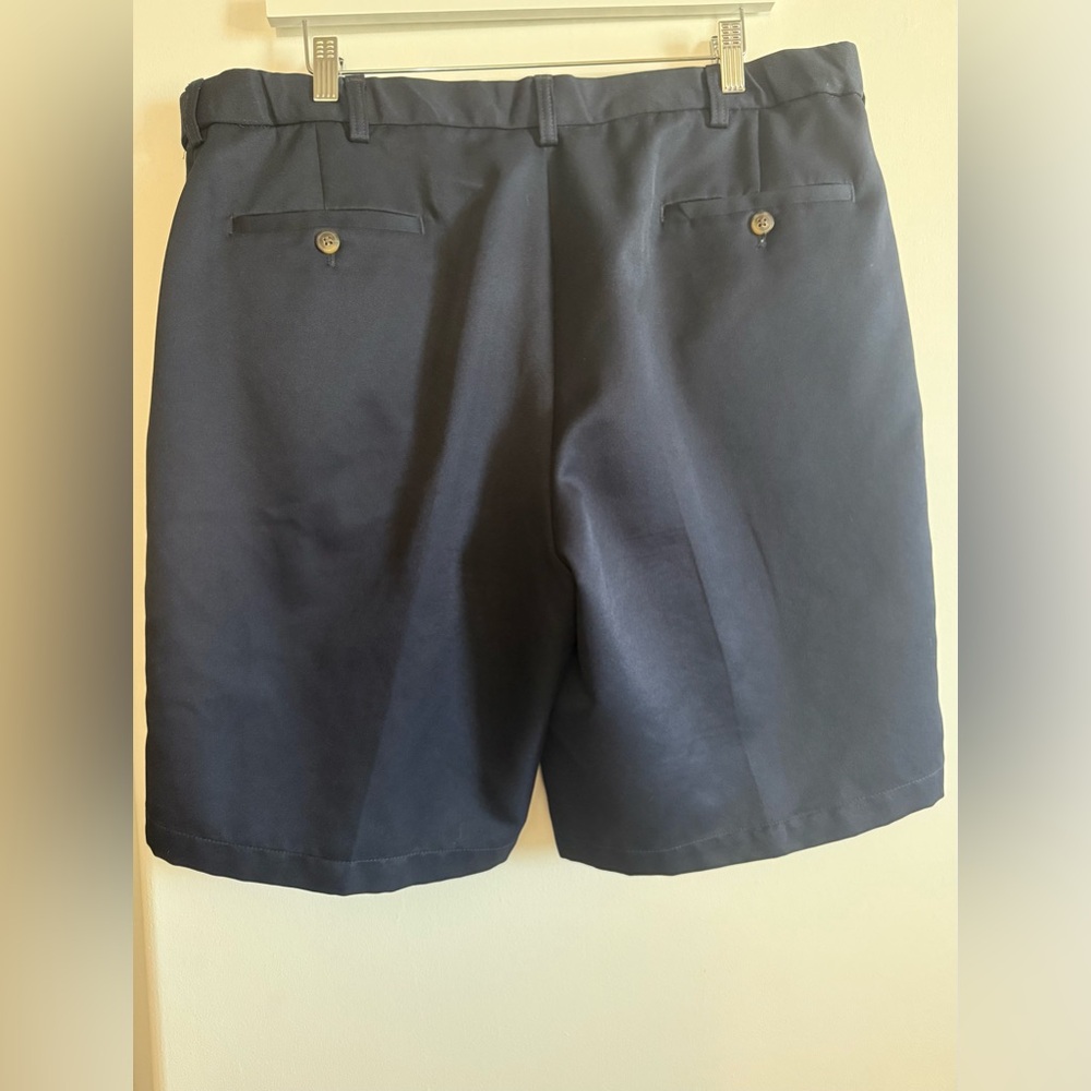 Haggar shorts size 38